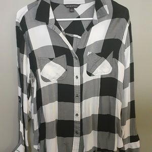 Rock & Republic black/ white plaid shirt